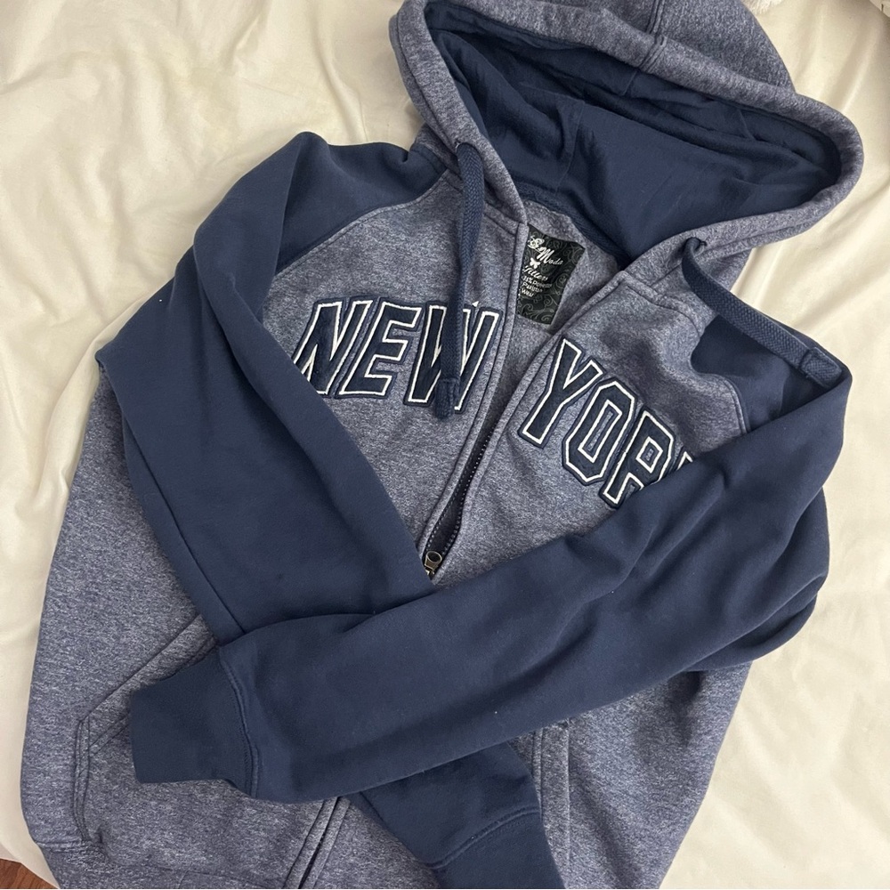 🌀 New York Navy Contrast Zip Up - Picture 3 of 6